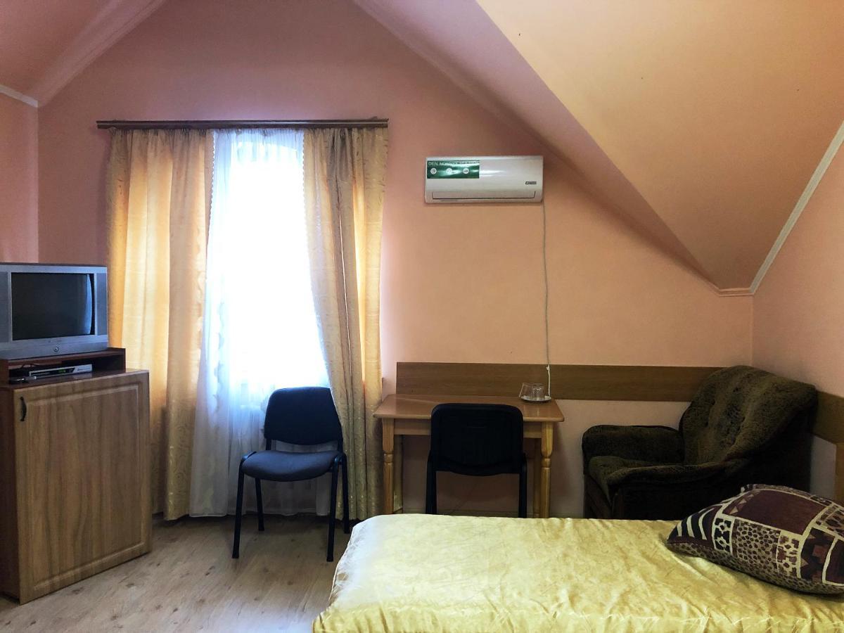 Comfort Hotel Chervonograd Dış mekan fotoğraf